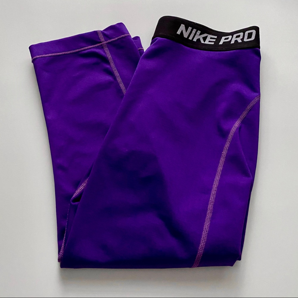 Nike Purple Pro Athletic Small Capri Leggings